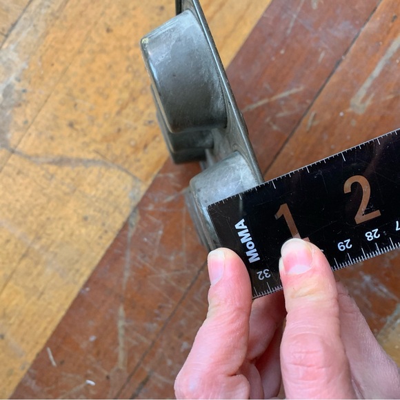 VTG George Urban Milling Co Up and Up Self Rising Cake Flour Premium Muffin Tin - Picture 10 of 10